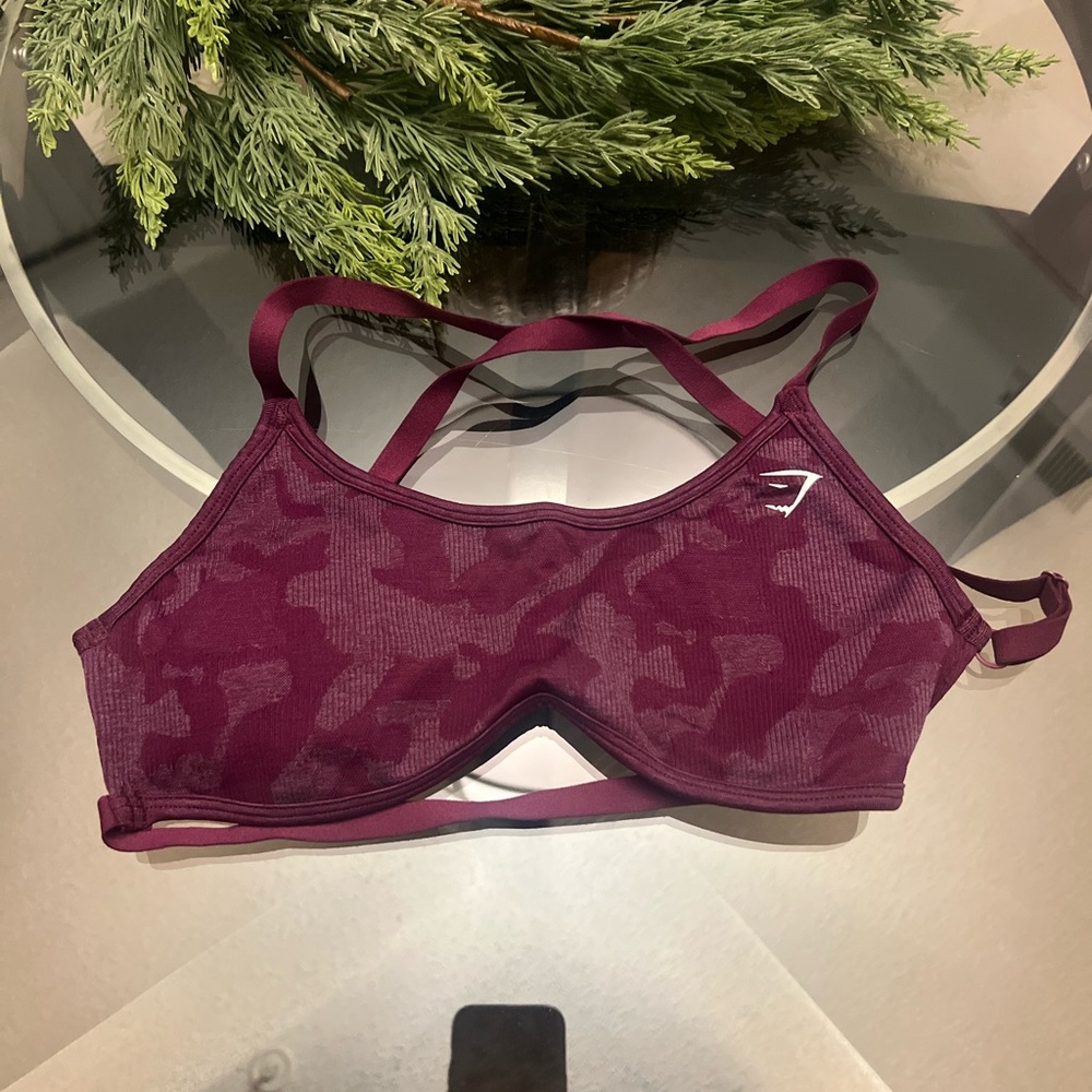 2PC GYMSHARK ADAPT CAMO SET—SPORTS BRA & SHORTS— MAGENTA PURPLE—BOTH SIZE SMALL